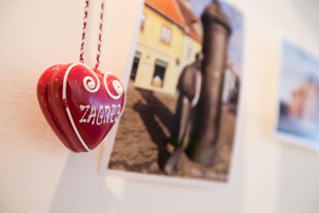 Eazzynight Center Apartment Zagreb Bilik gambar