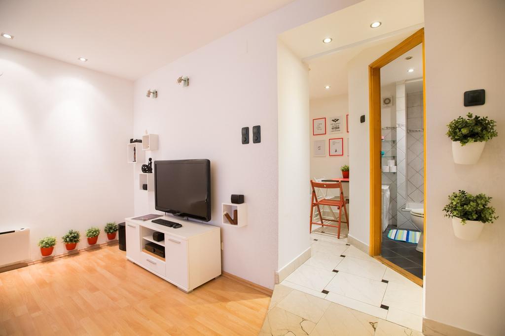 Eazzynight Center Apartment Zagreb Bilik gambar